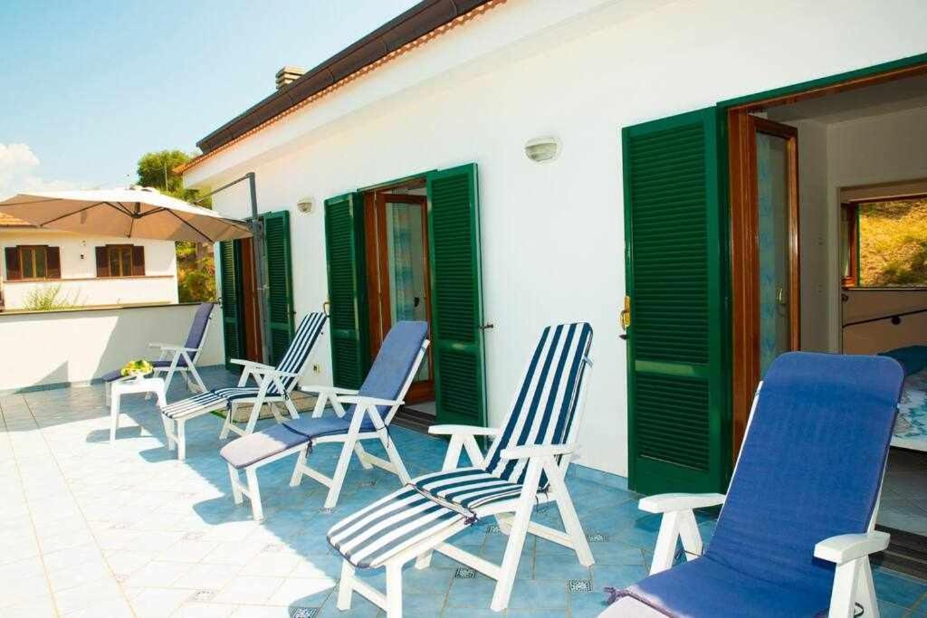 Villa Il Sogno Di Zia Ada Масса-Лубренсе Экстерьер фото